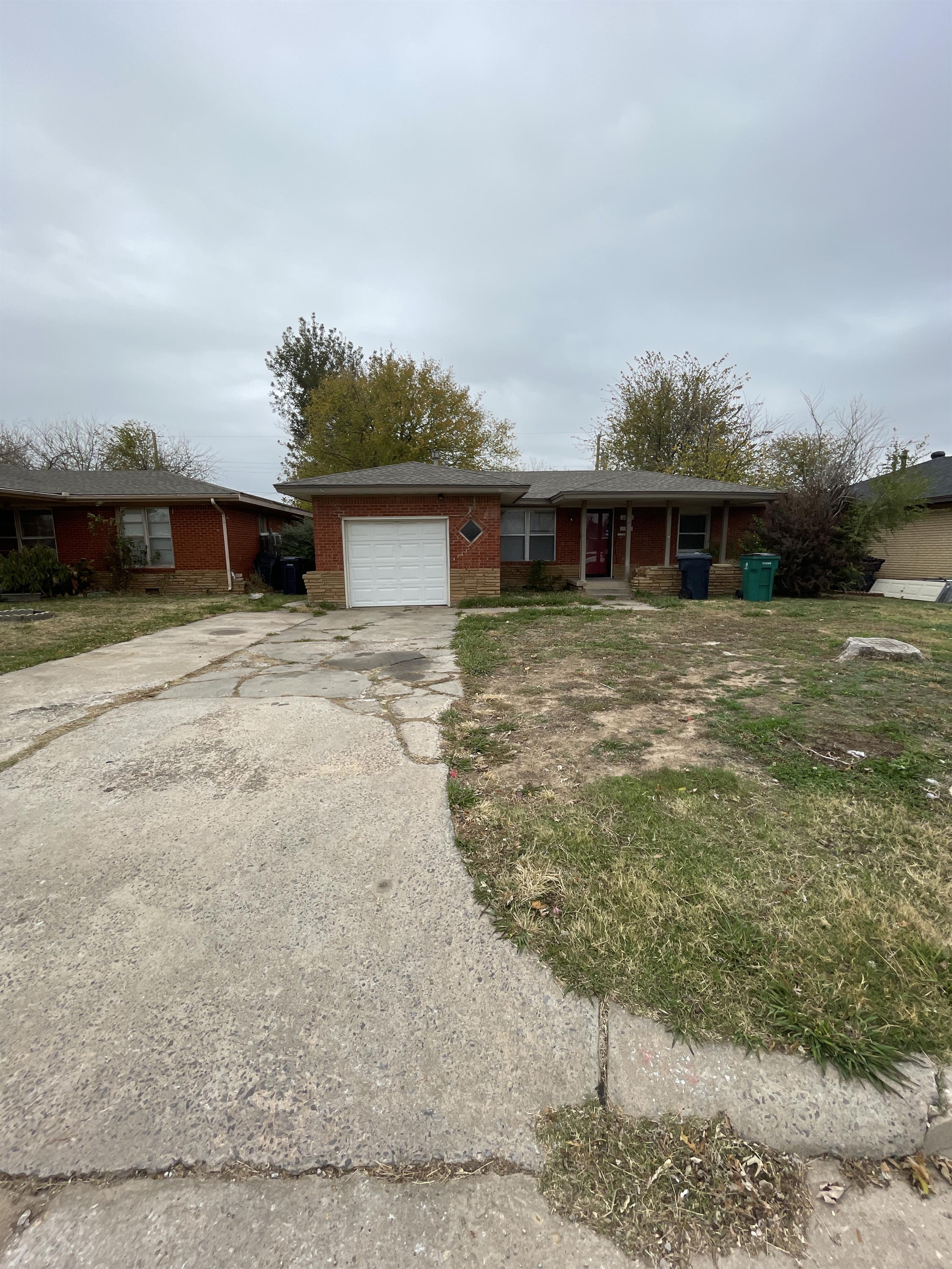 2833 SW 48th St