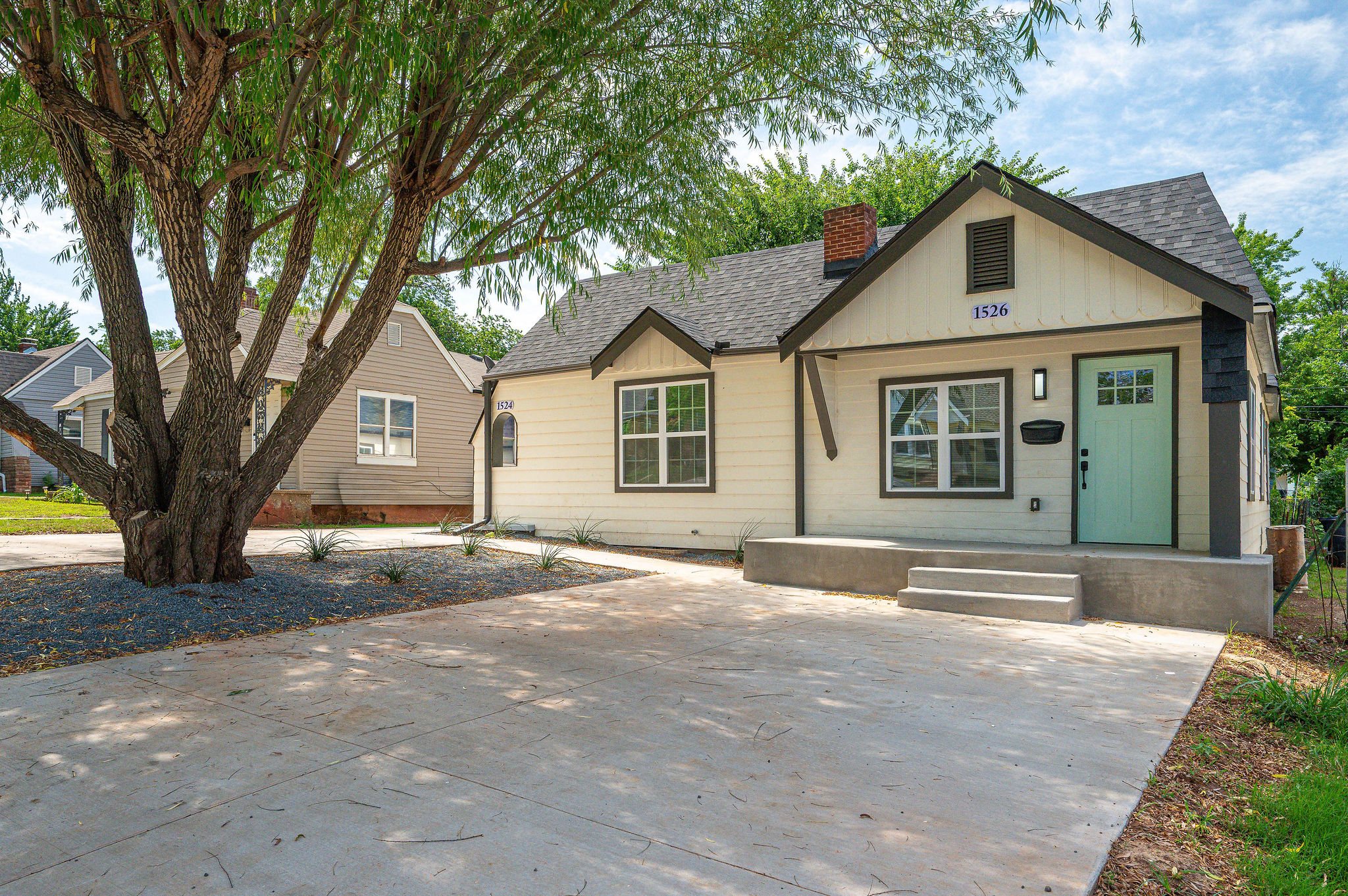 Property thumbnail image