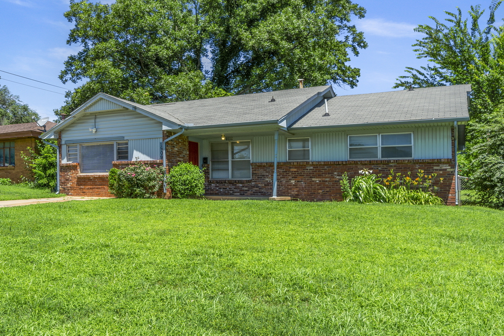 1509 Northeast 33rd Street
