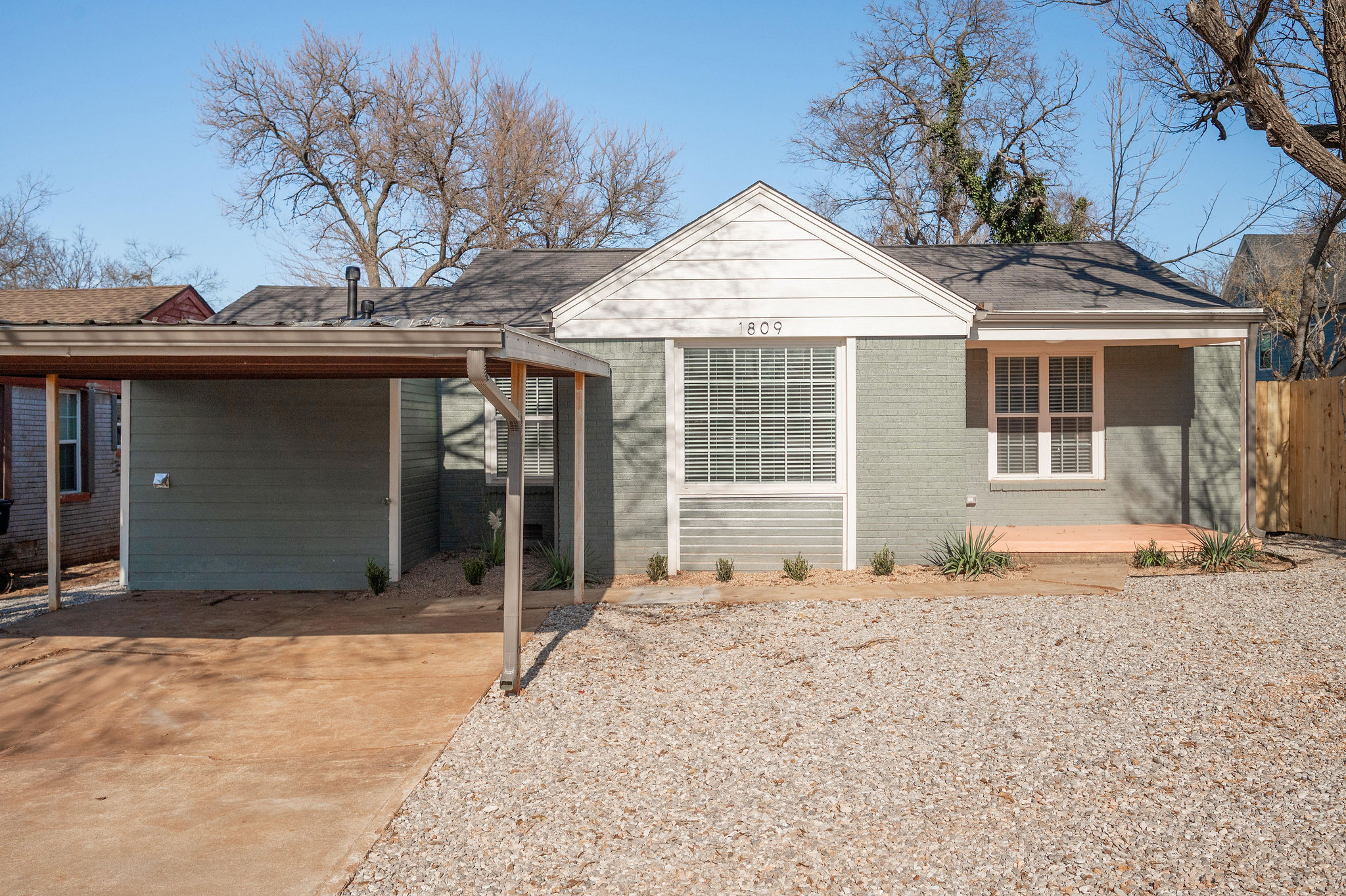 1809 Northwest 39th Street